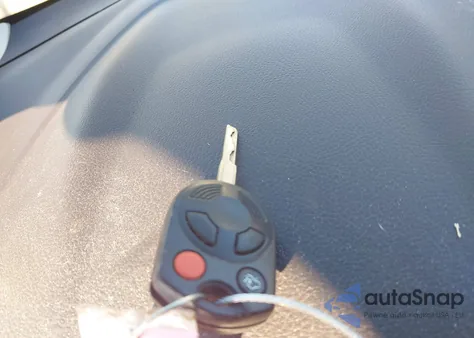 2012 Ford Focus Se из США, поврежденный, VIN 1FAHP3F25CL408771